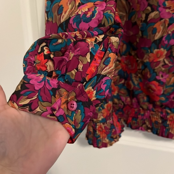Laura & Jayne Two Floral Blouse - Picture 9 of 9